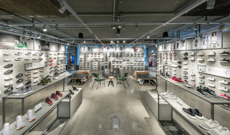 klep vasteland Luipaard A Look Inside the Largest Adidas Store in the World, Designed by Gensler